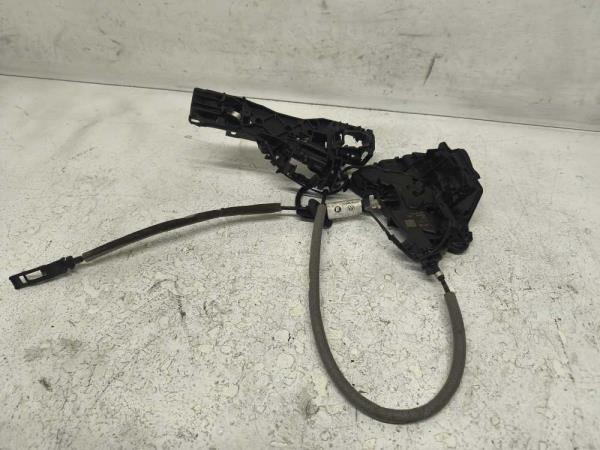 SERRURE DE PORTE ARRIERE GAUCHE VW - Vue 1